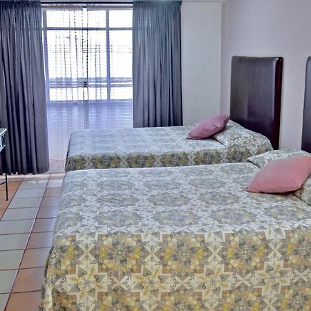 Hotel Posada Centenario Ixmiquilpan Bagian luar foto