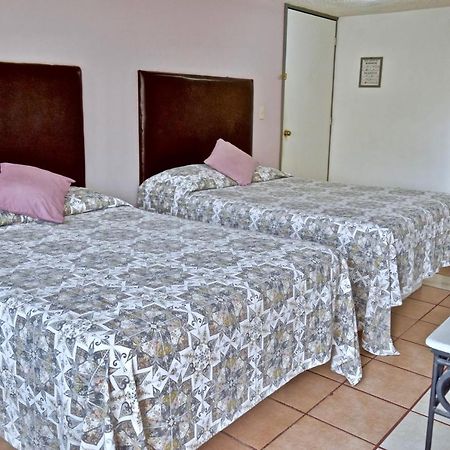 Hotel Posada Centenario Ixmiquilpan Bagian luar foto